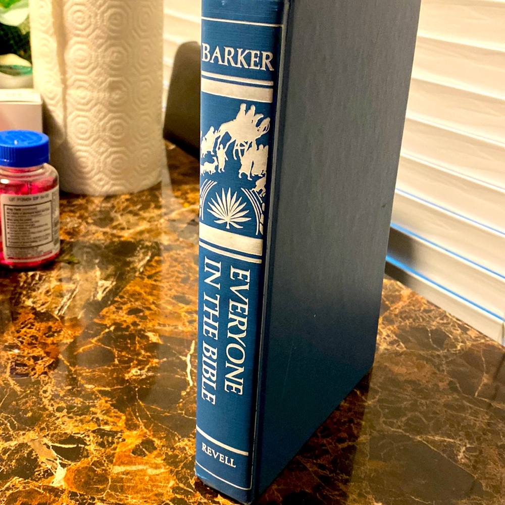 Everyone in the Bible by Barker, William Pierson, Revell 1966, Hardcover 1st Ed.